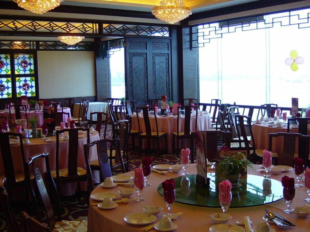 Jiang Yue Hotel Guangzhou Exterior photo